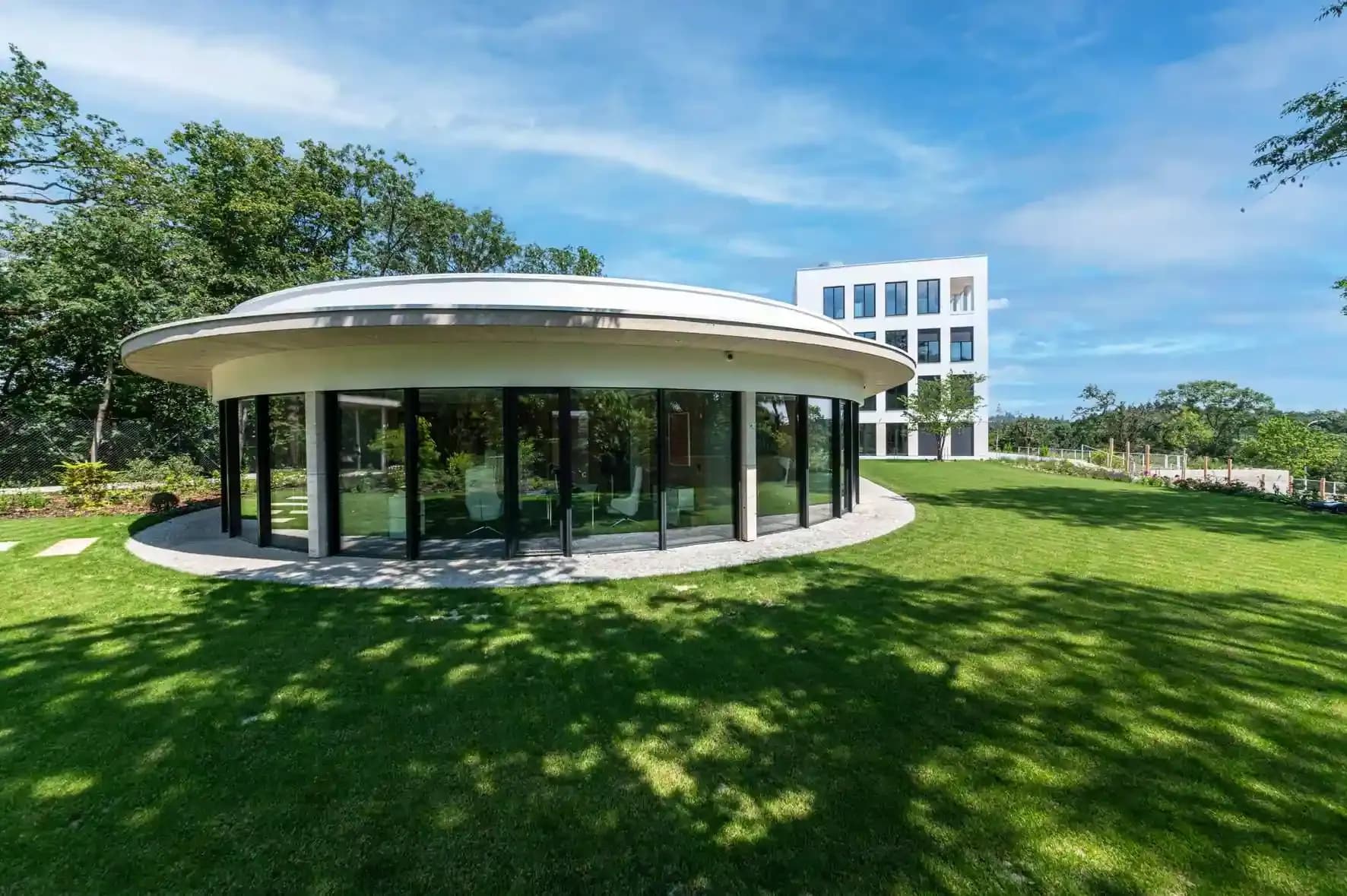 Jet_2.webp